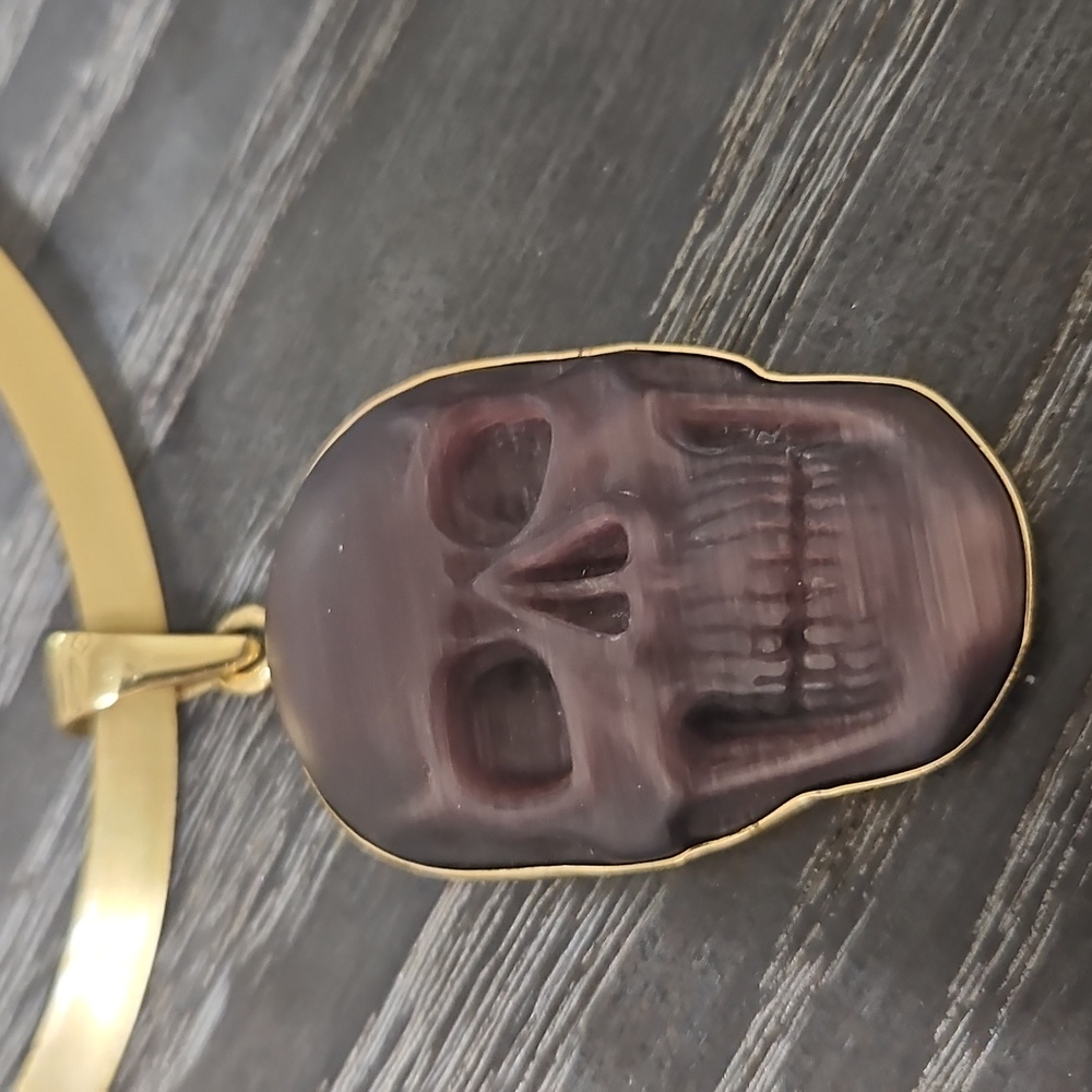 Charles Albert Purple Skull Necklace - Picture 2 of 5